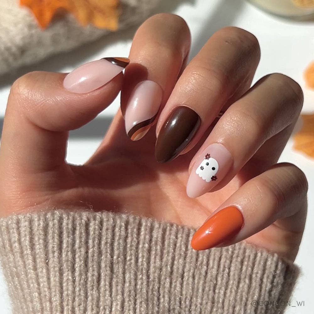 Fall Boo Press-On Nails | Short Almond Halloween Accent Nail