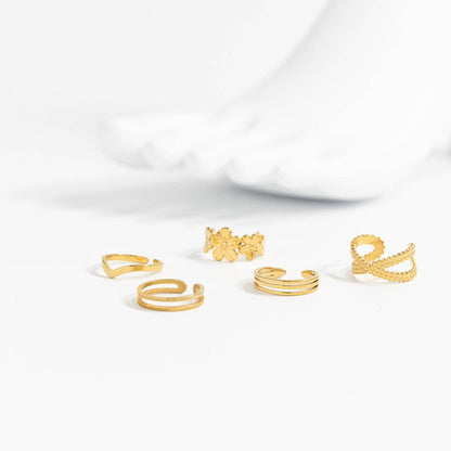 18K Gold PVD Stainless Steel Point Toe Ring: Stainless
