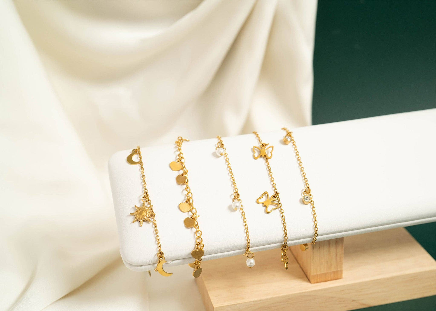 18K Gold PVD Stainless Steel Pearl Charm Anklet : Gold