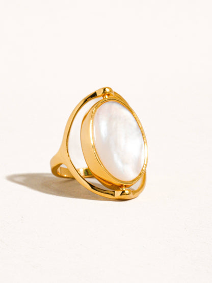 Violette 18K Gold Double-Sided Shell Ring: Yellow Gold / 7