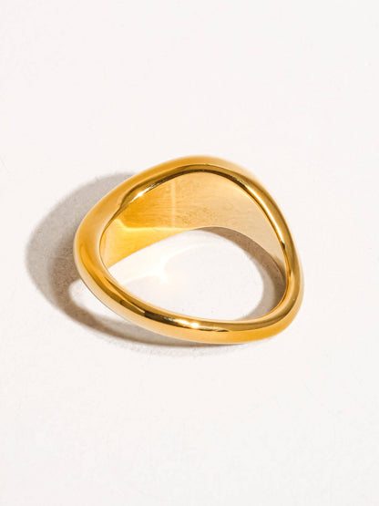 Erin 18K Non-Tarnish Classic Wavy Band: Silver