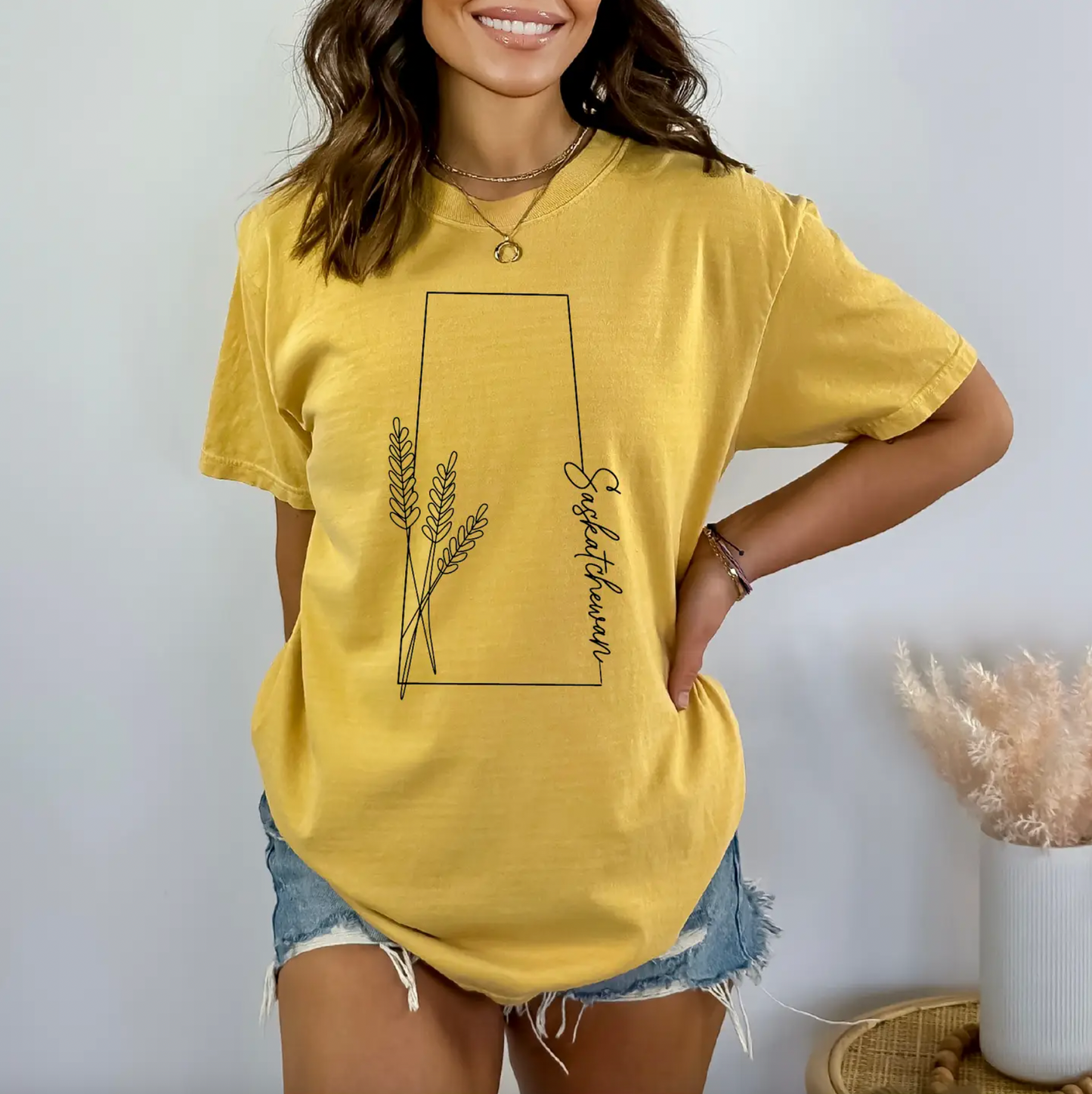 Saskatchewan Line Art Shirt | Saskatchewan Apparel