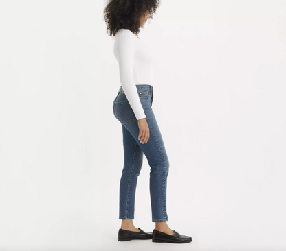 Wedgie Straight Maximum Effort