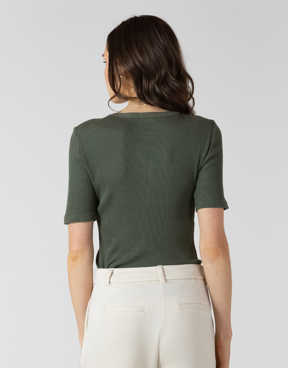 RIBBED LACE UP TEE - IVY