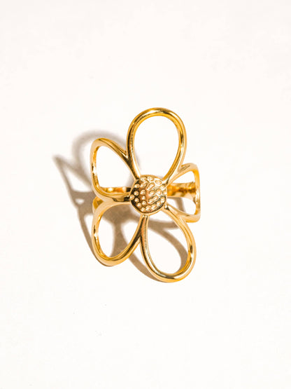 Isolde 18K Non-Tarnish Large Floral Ring: Yellow Gold