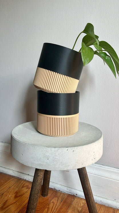 Two-toned Wood & Colour (Olive) Plant Pot : Olive / Large