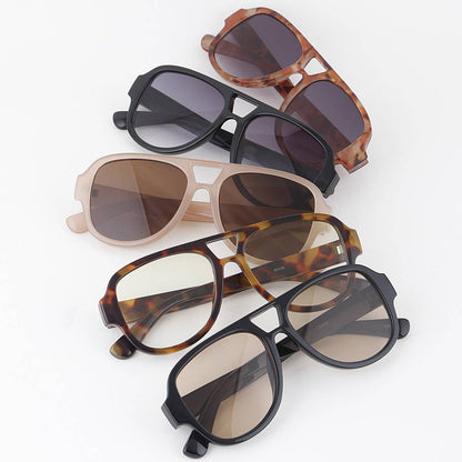 Classic Tinted Aviator Sunglasses: MIX