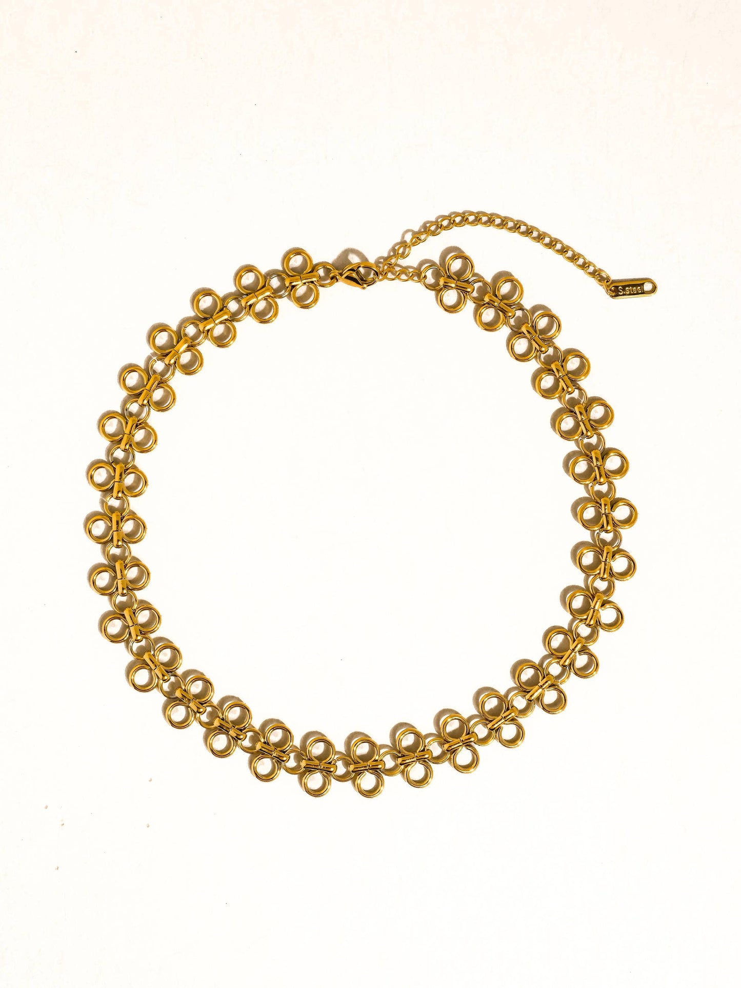 Ritza 18K Gold Non-Tarnish Patterned Choker: Yellow Gold