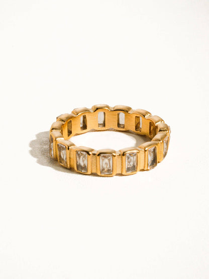 Sterling Gold Non-Tarnish Gold Rhinestone Ring: Yellow Gold / 8
