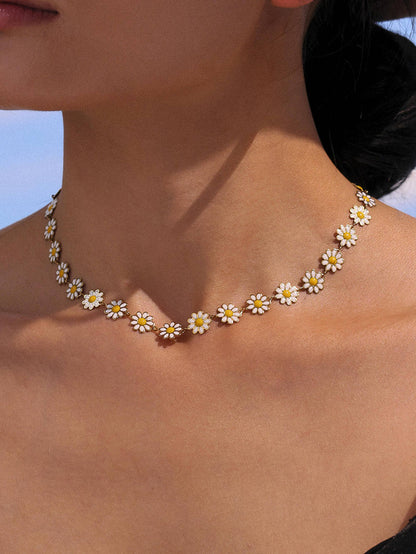 Fiora 18K Gold Non-Tarnish Daisy Flower Bracelet, Necklace: Yellow / Necklace