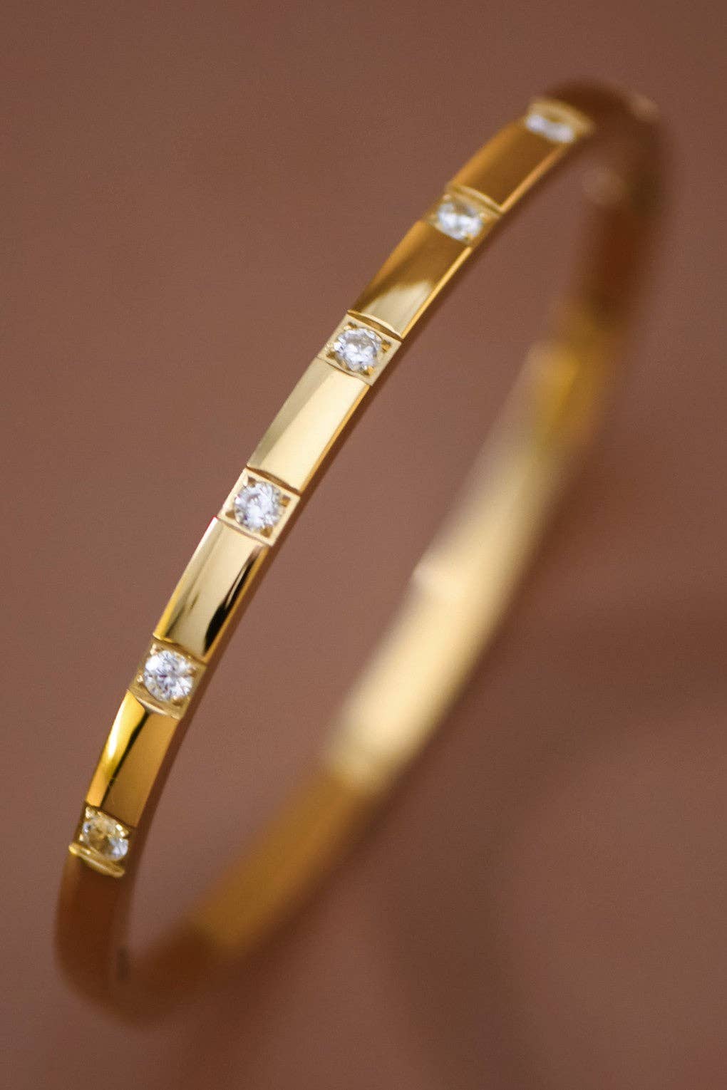 18K Gold Plated Waterproof Stainless Steel Bangle - 7615: S0OX3T7615