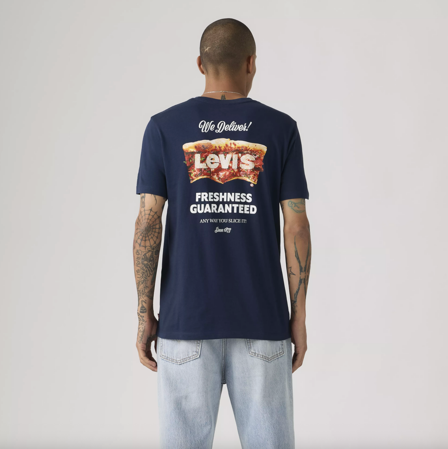 Graphic Crewneck Tee Levis Pizza