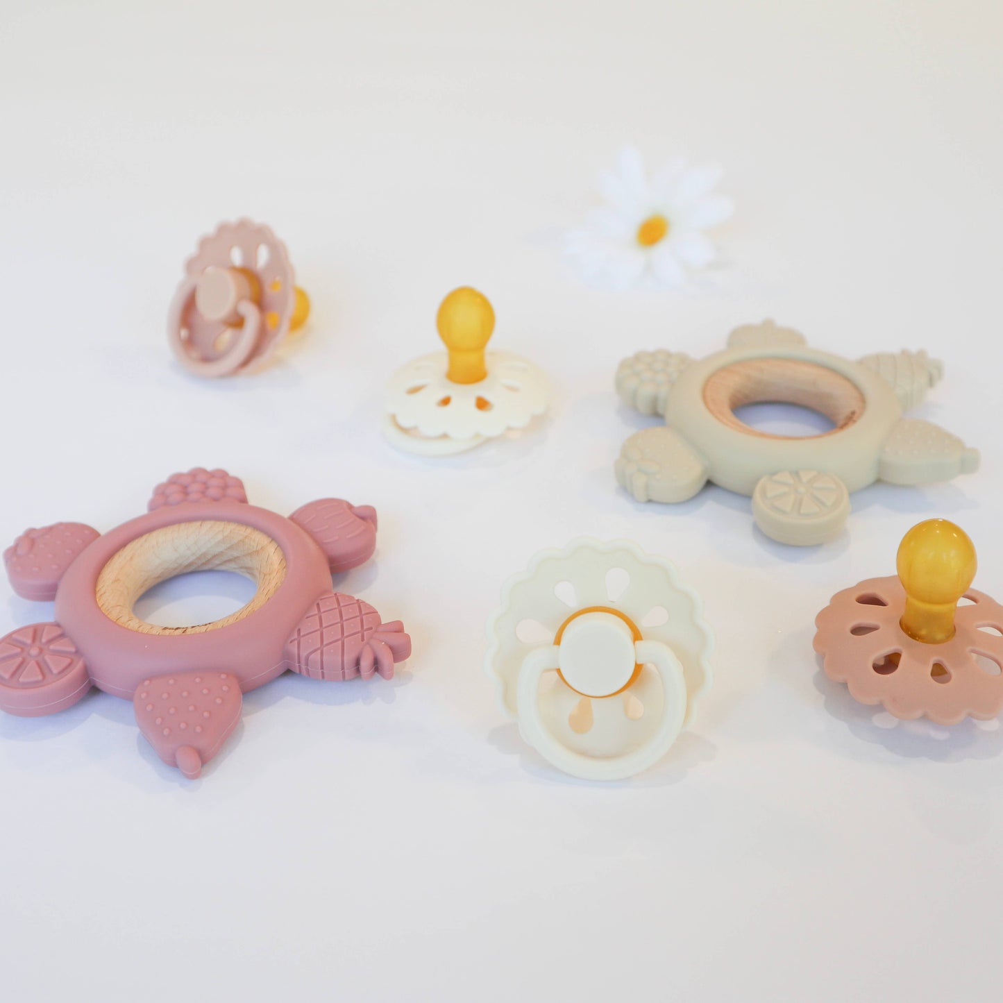 Fruit Teether Ring - Cream: Cream