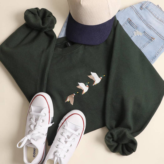Flying Mallard Embroidered Heavyweight Fleece Sweatshirt: FOREST GREEN / M