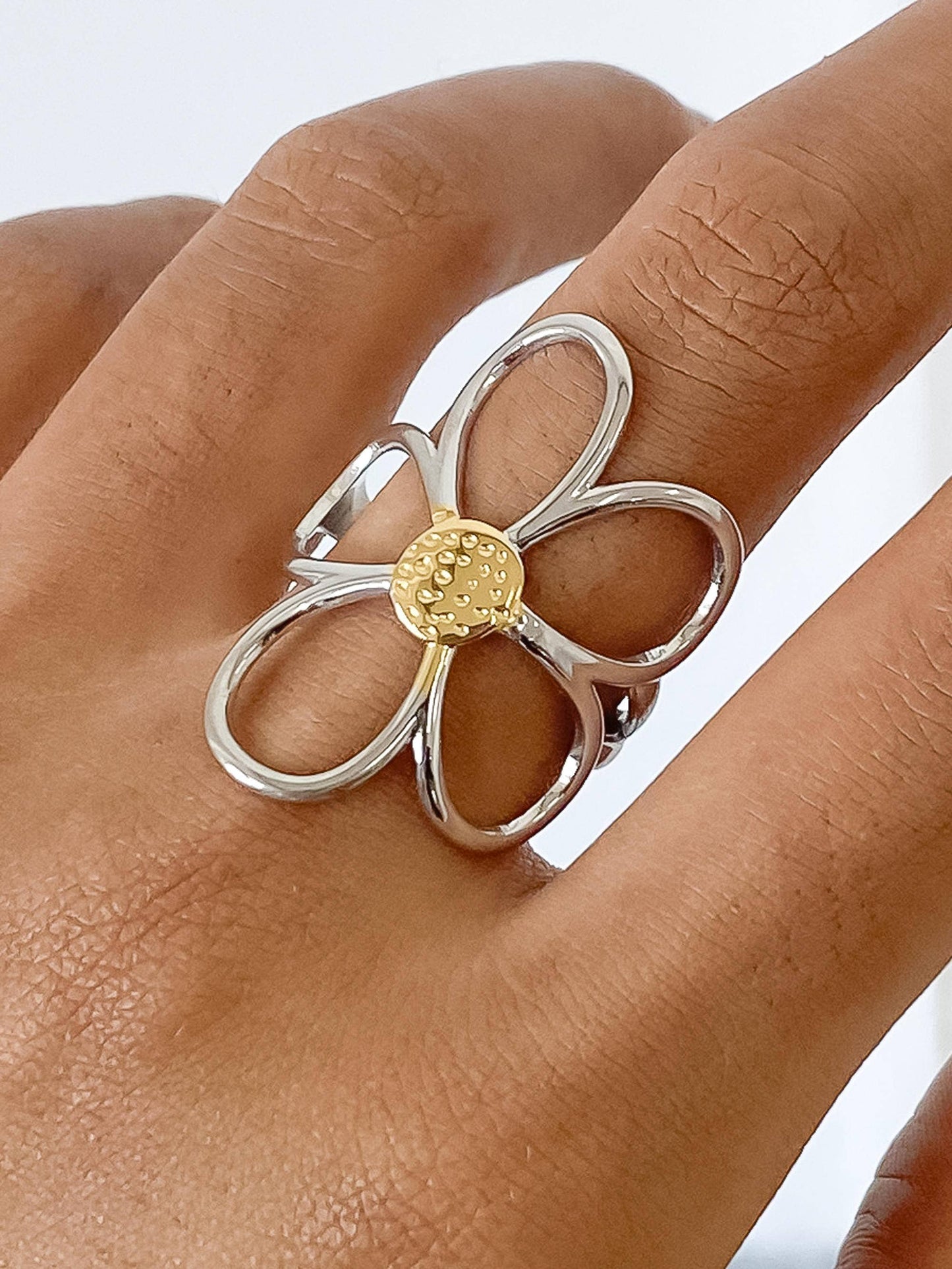 Isolde 18K Non-Tarnish Large Floral Ring: Yellow Gold