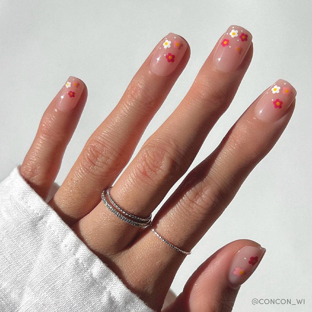 Pretty Bloom Press-On Nails | Short Squoval | Floral Spring