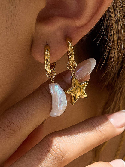 Tillyn 18K Gold Non-Tarnish Mismatch Moon and Star Earring: Yellow Gold