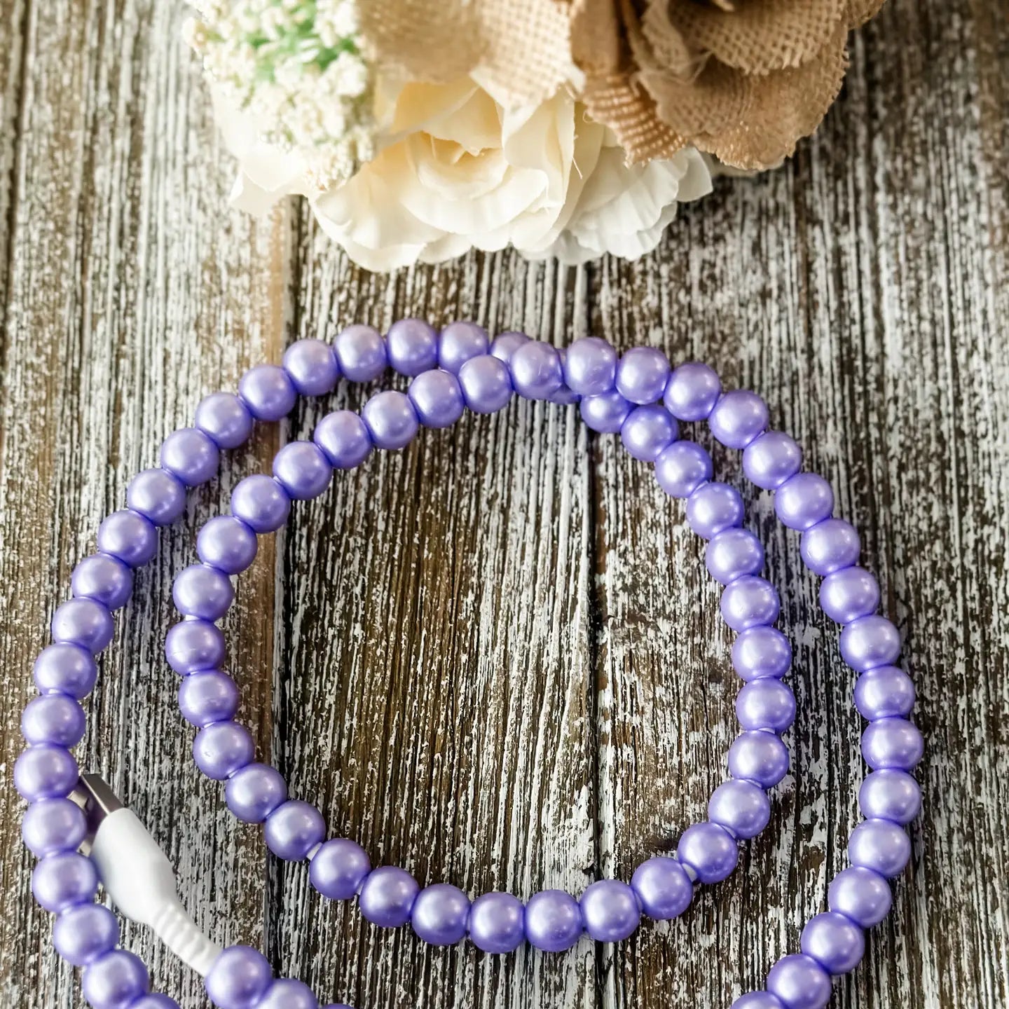 Beaded Phone Charger - Lavender Pearl