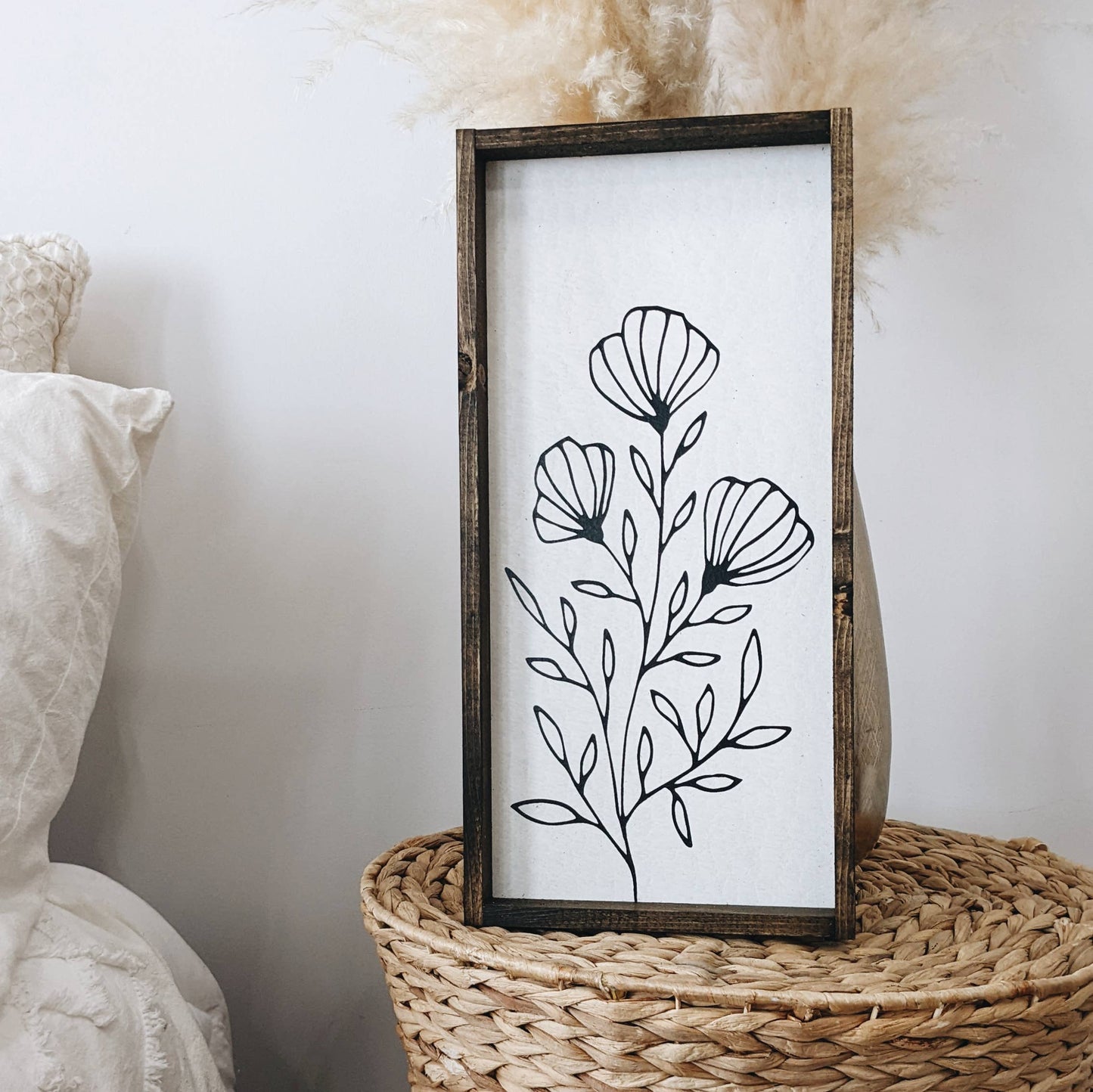 Floral Line Art Framed Print – Minimalist Wall Decor: Clay
