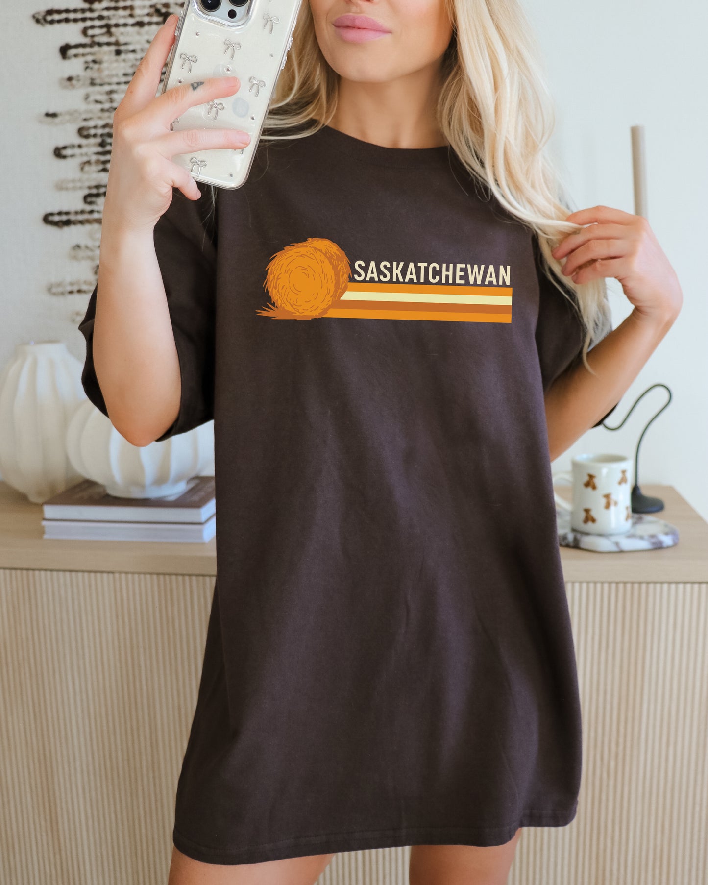 Saskatchewan Retro 70s Unisex T-shirt | Saskatchewan Clothing | Prairie Clothing: Military Green